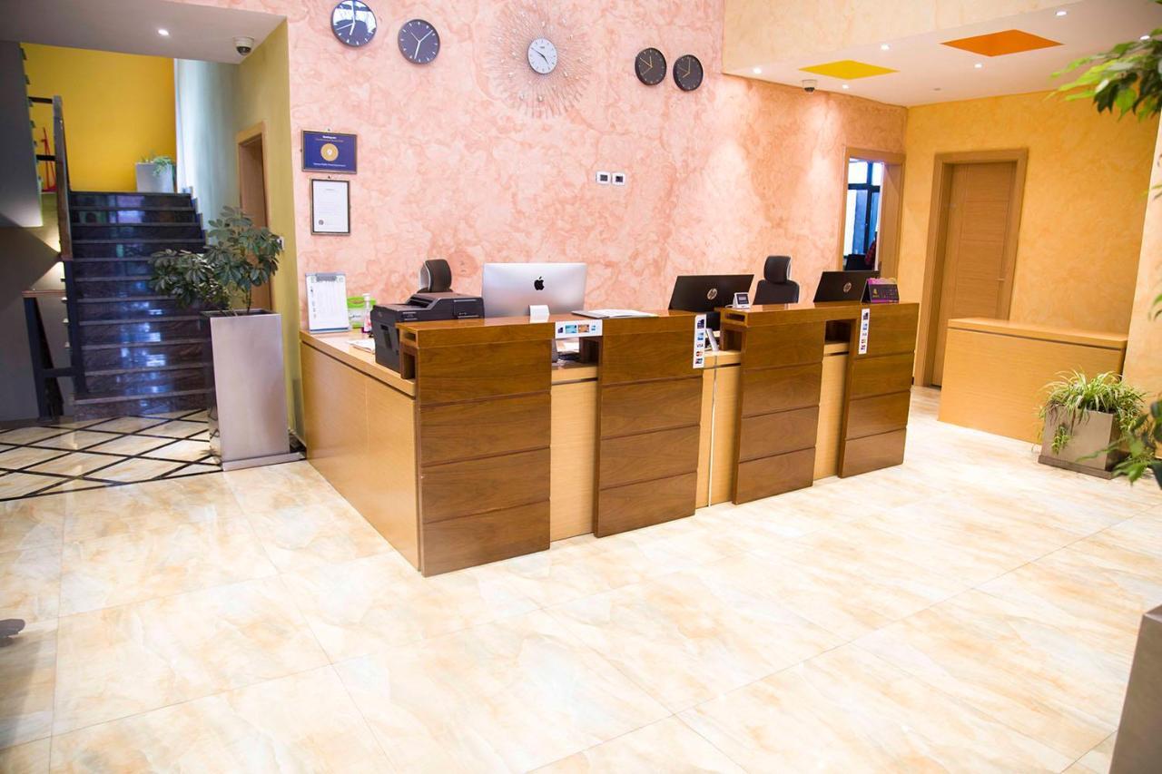 Vamos Addis Hotel エクステリア 写真