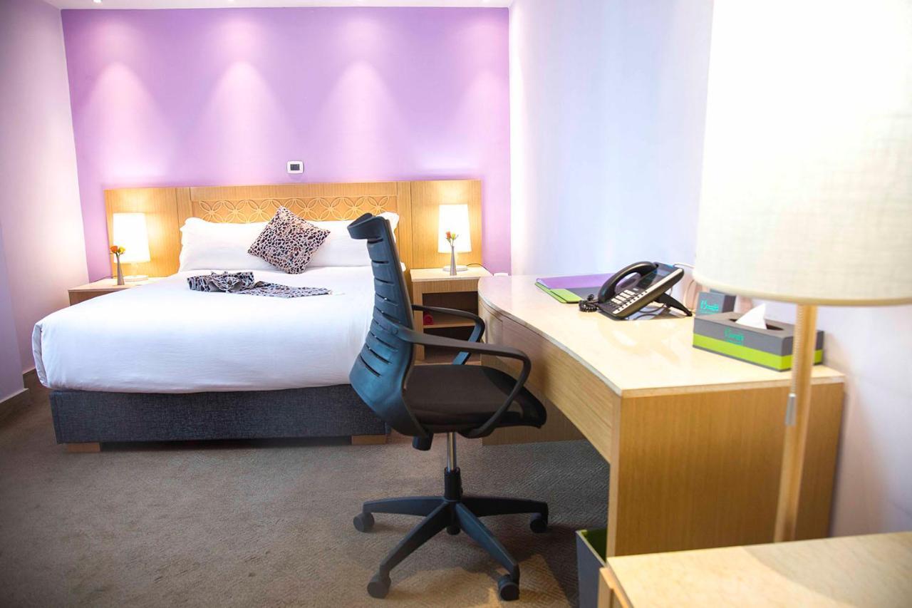Vamos Addis Hotel エクステリア 写真