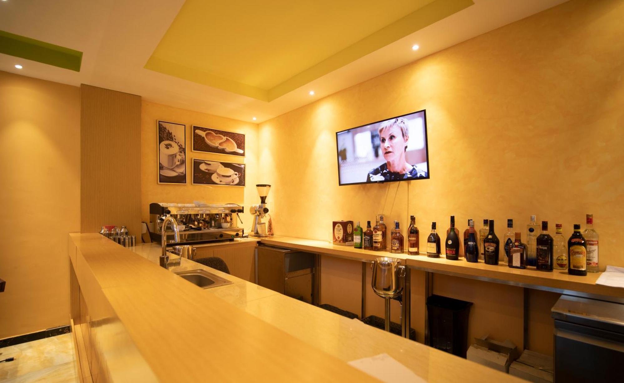 Vamos Addis Hotel エクステリア 写真