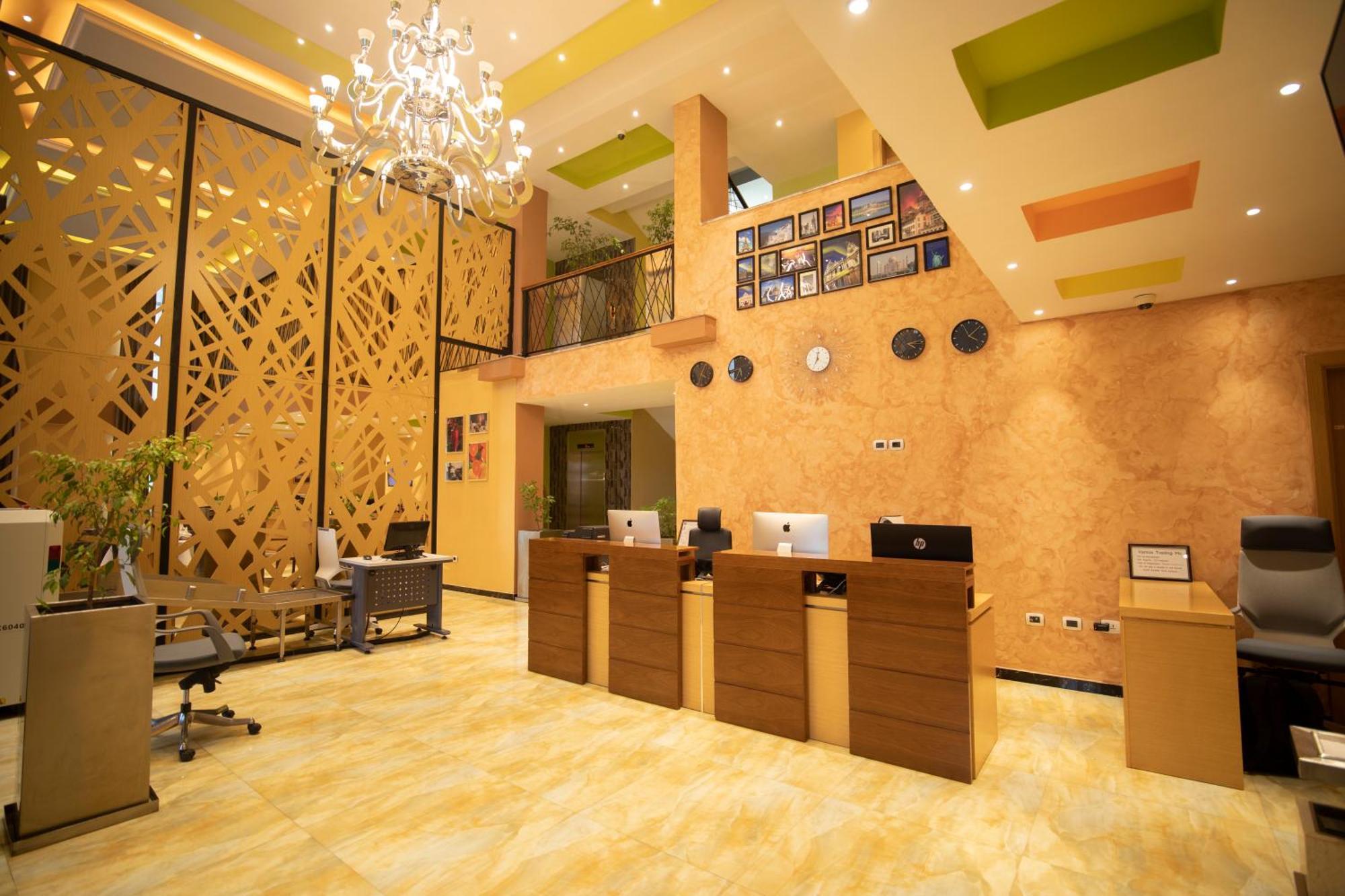 Vamos Addis Hotel エクステリア 写真