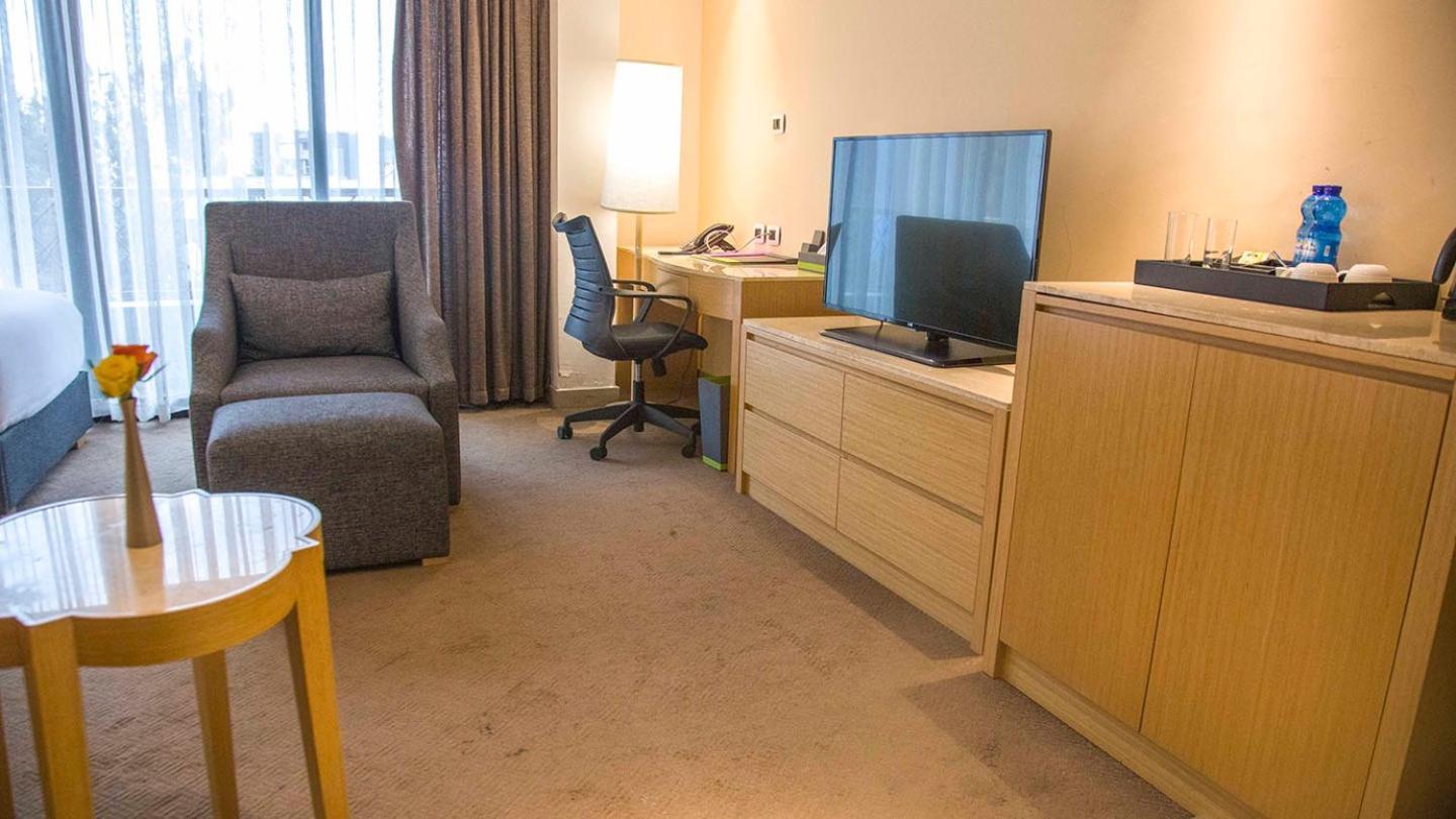 Vamos Addis Hotel エクステリア 写真