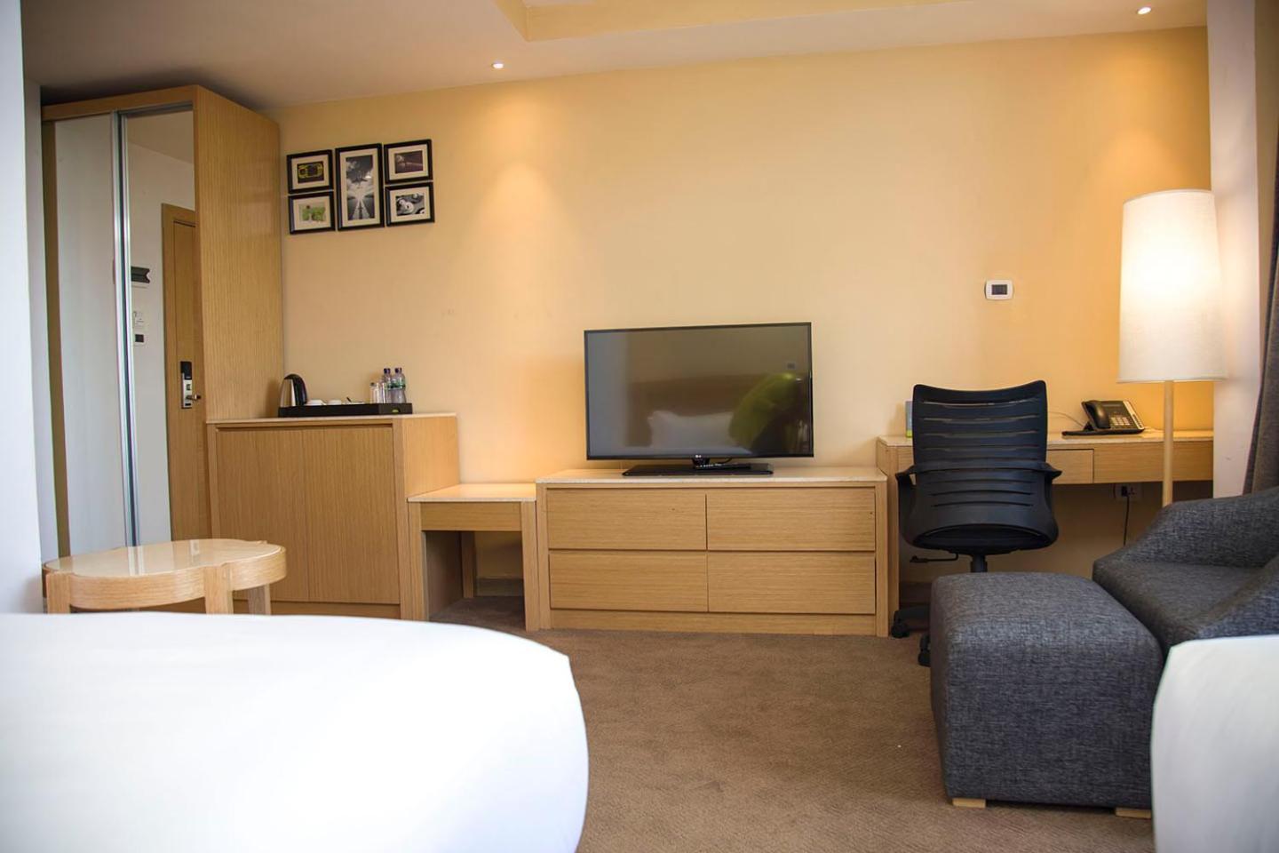 Vamos Addis Hotel エクステリア 写真