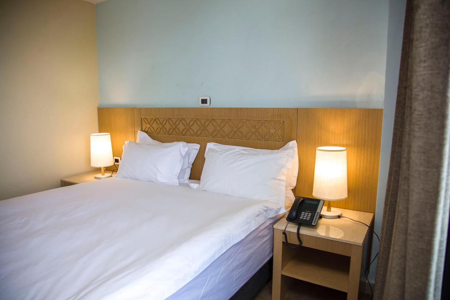 Vamos Addis Hotel エクステリア 写真