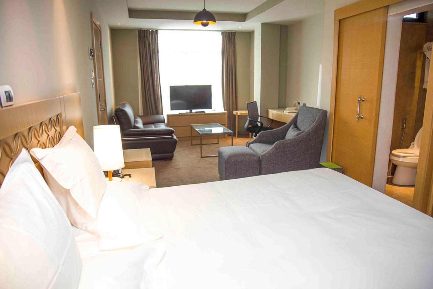 Vamos Addis Hotel エクステリア 写真