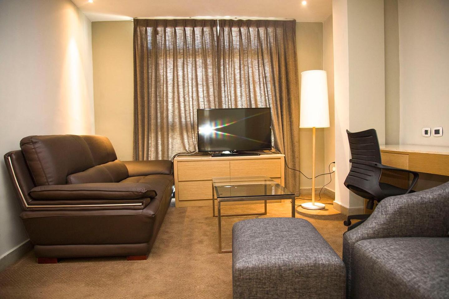 Vamos Addis Hotel エクステリア 写真