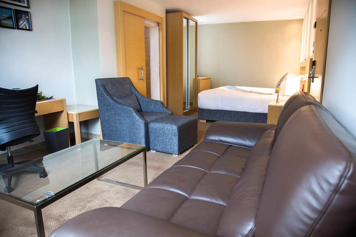 Vamos Addis Hotel エクステリア 写真